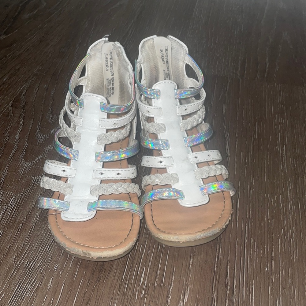 Wonder Nation Toddler Size 9 White Sandals